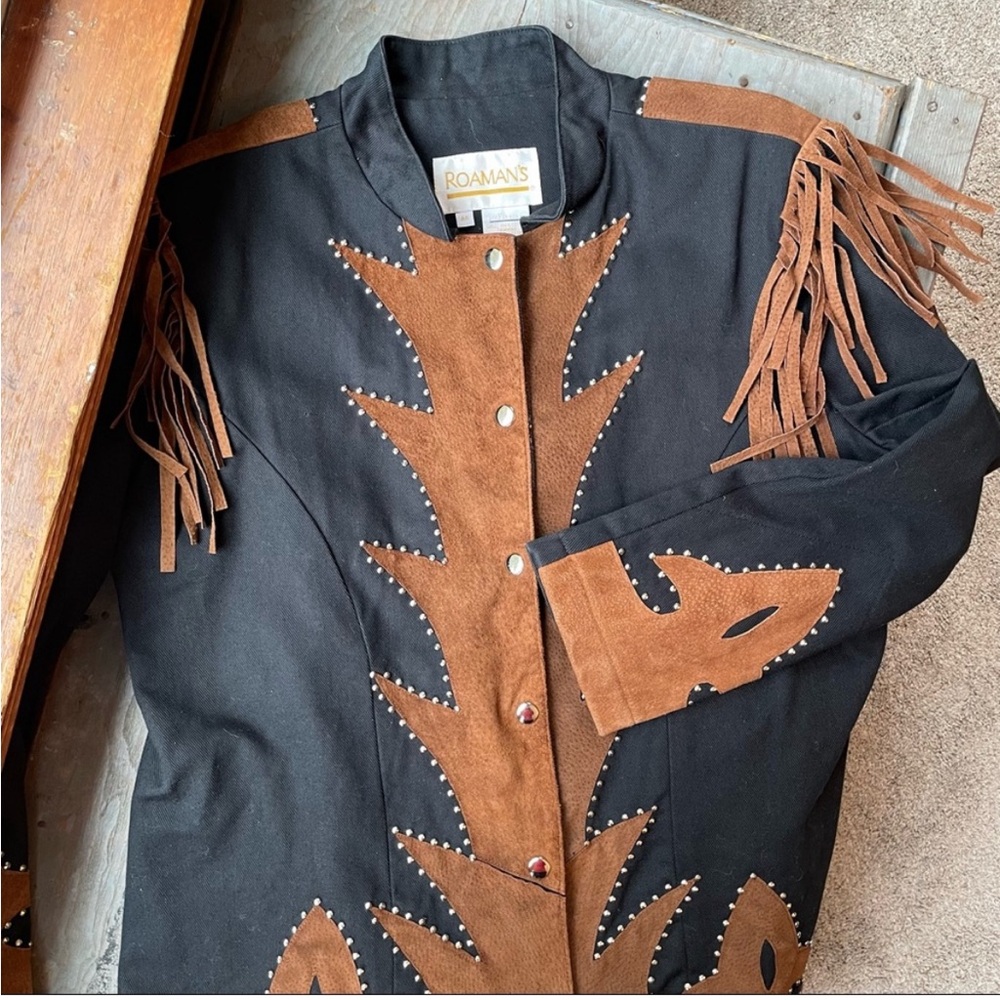 Vintage Roaman’s Western Fringe Jacket
Channel your inner Cowgirl! - Picture 3 of 8